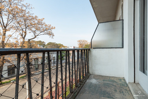 Imagen 2 de 11 de Se Alquila Apartamento De 1 Dormitorio En Paso Molino Balcón