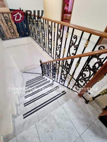 Venta - Quinta En Los Corales, Caraballeda. Edo. La Guaira.