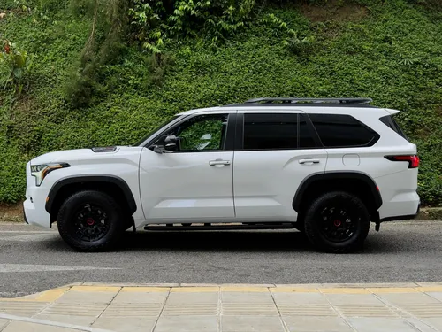 Toyota Sequoia 3.5 V6 Trd Pro