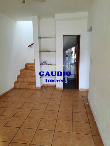 Imagem 2 de 13 de Vendo Casa Com 2 Domrts109 Mts - Taboão Da Serra - 4 Vagas - 886