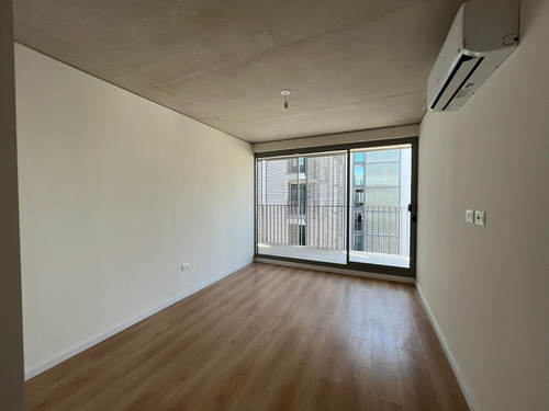 Imagen 9 de 18 de Venta Apartamento 2 Dormitorios Y Escritorio Ciudad Vieja Alma Duc