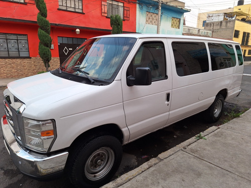 Ford Econoline Van