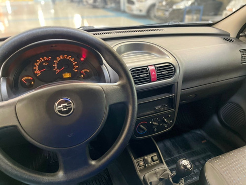 Imagem 8 de 10 de Chevrolet Corsa 2012 1.4 Maxx Com Direção E Vidros Elétricos