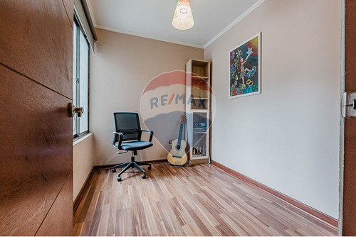Casa 4d,3b, 3 Estacionamientos , Ñuñoa