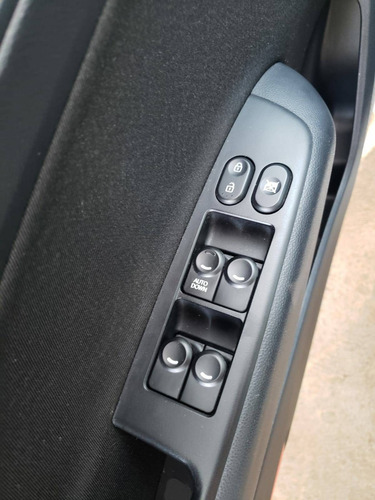 Imagem 13 de 15 de Hyundai Hb20 1.6 Comfort Plus 16v Flex 4p Automático