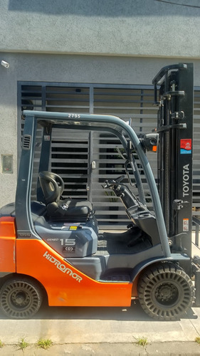 Auto Elevador Clark Toyota 1500kg Naftero 458hs Uso