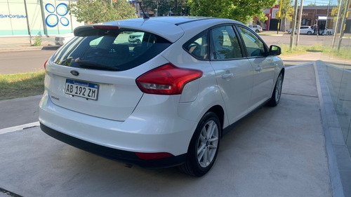 Imagen 4 de 9 de Ford Focus