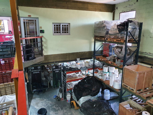 Venta Galpon De 380m² Caaguazu 1696 Ituzaingo