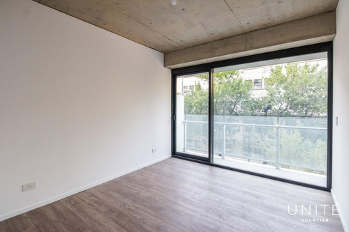 Tres Ambientes En Venta En El 23 Piso, En Quartier Del Bajo , Torre 2. Ciudad