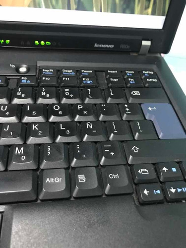 Ibm Lenovo Thinkpad R60e (Usado)