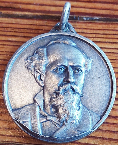 Medalla Nicolas Avellaneda Comisión De Homenaje 1885 1985