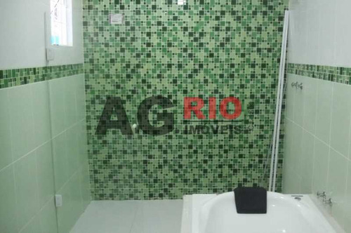 Casa De Rua-à Venda-marechal Hermes-rio De Janeiro - Agv72664