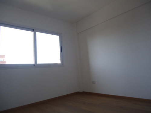 Imagen 9 de 16 de Venta 2 Amb. Con Cochera Cubierta En Morón Sur