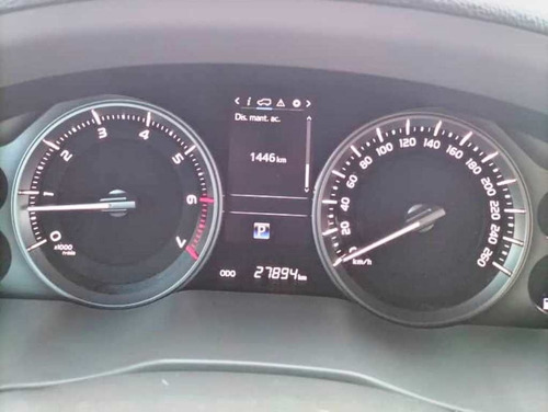 Imagen 9 de 9 de Toyota Land Cruiser Lc200 Dubai 2018 V8 4x4 Automático