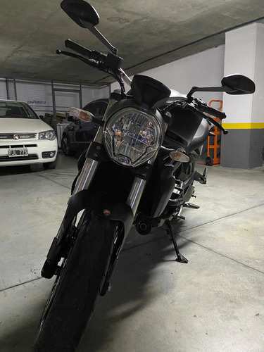 Imagen 3 de 3 de Ducati Monster