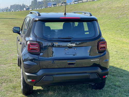Imagen 3 de 18 de Jeep Renegade 1.8 4x2 Sport At 2023
