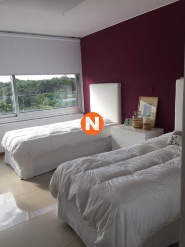Imagen 25 de 25 de Amplio Apartamento En La Brava En Venta - Punta Del Este Brava