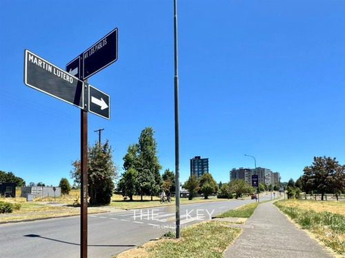 Local Comercial En Arriendo, Exclusivo Sector En Temuco