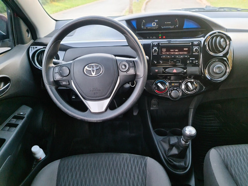 Toyota Etios 1.5 Xs 2016