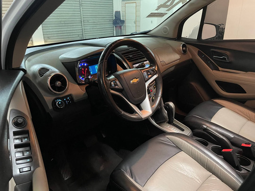 Imagem 9 de 10 de Chevrolet Tracker 1.8 Mpfi Ltz 4x2 16v Flex 4p Automático