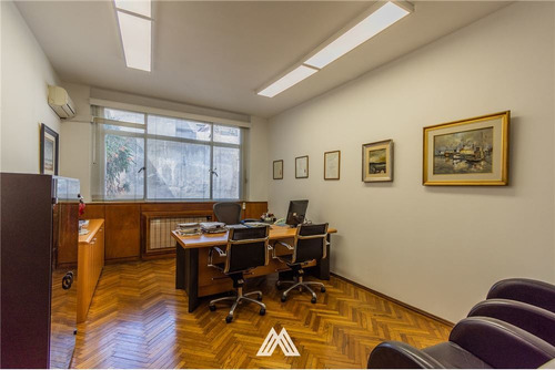 Venta Oficina Ciudad Vieja