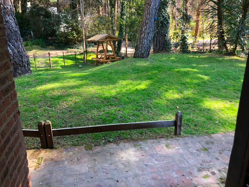 Imagen 7 de 15 de Carilo 2023 Departamento Jardin Amoblado Temporario. 2 Pax
