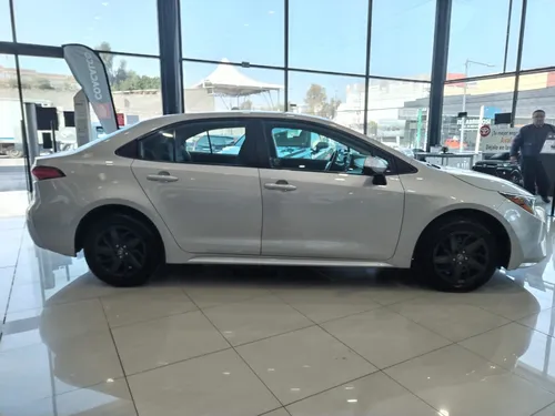 Toyota Corolla 1.8 Base Cvt
