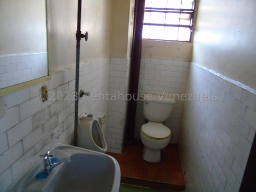 Local Comercial ( Pb / A Pie De Calle / 2 Niveles) Alquiler Parroquia La Candelaria Mls - 23-18098