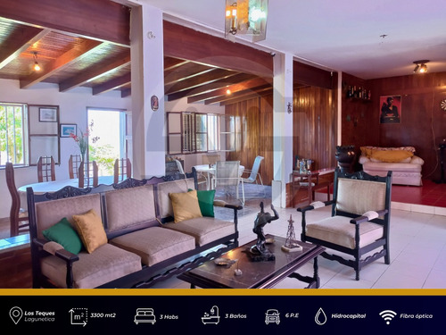 Smc 253-2-4 Hermosa Casa Estilo Cabaña Con Terreno De 3.000 M² En Lagunetica, Los Teques - ¡vista Panorámica Y Clima De Montaña!
