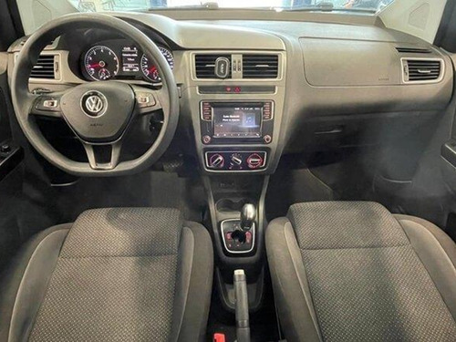 Volkswagen Fox 1.6 MSI TOTAL FLEX CONNECT 4P I-MOTION