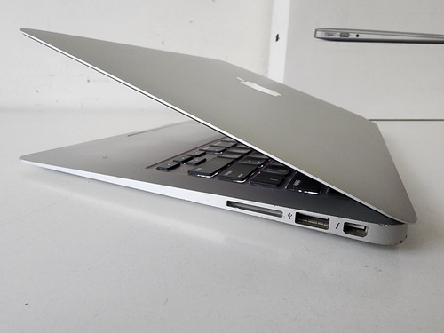 Macbook Air 2017 A1466 I5 8gb Ram 128gb Ssd + Cargador