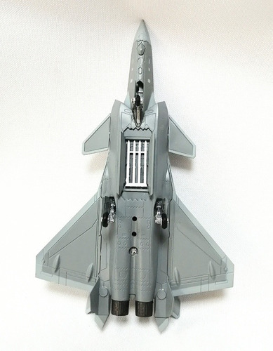 Miniatura Diecast 1/144, Chengdu J20, China