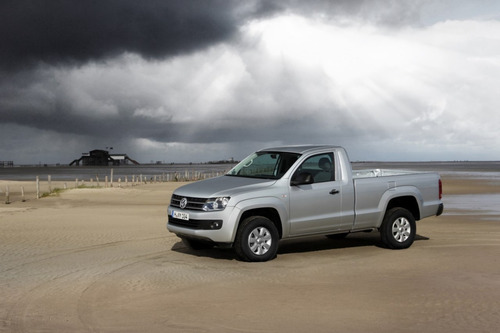 Volkswagen Amarok Hihgline 4x2 At Entrega Ya !!!!!cm