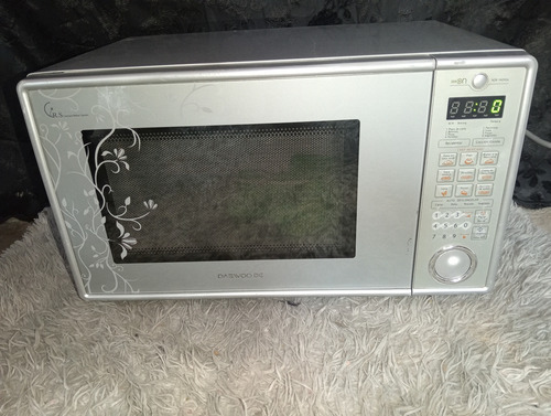 Horno De Microondas Usado Marca Daewoo Mediano (a5) (Reacondicionado)