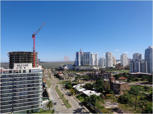 Imagen 9 de 30 de Excelente Opción!!! Venta De Apartamento En Punta Del Este, Con Muy Buena Vista, Muy Soleado.