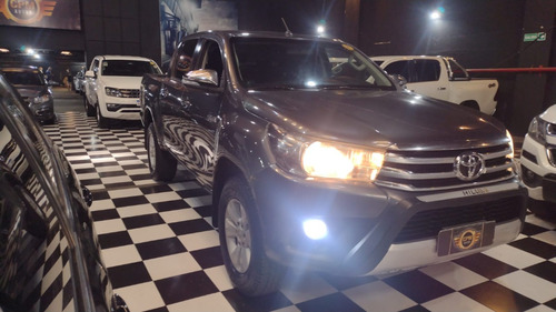 Toyota Hilux 2.8 Cd Srv 177cv 4x2