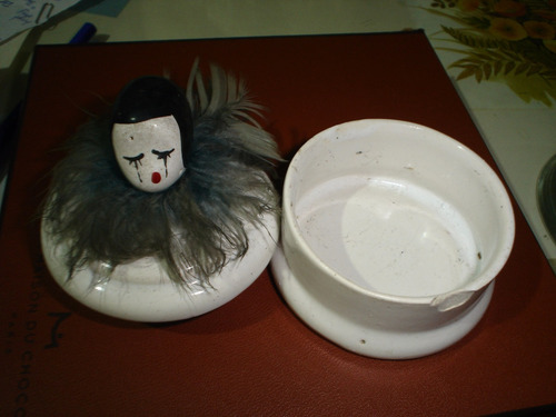 Adorno Vitrina Caja Miniatura Payaso Porcelana Jer (Usado)