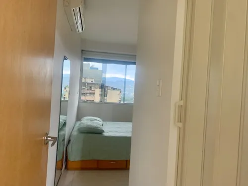 Venta De Apto De 2h 3b Amoblado