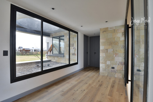 Casa Interno #0-100 - San Sebastian - Area 1 - 829m2 #id 63