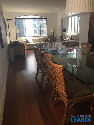 Imagem 2 de 15 de Apartamento - Itaim Bibi - Sp - 558032