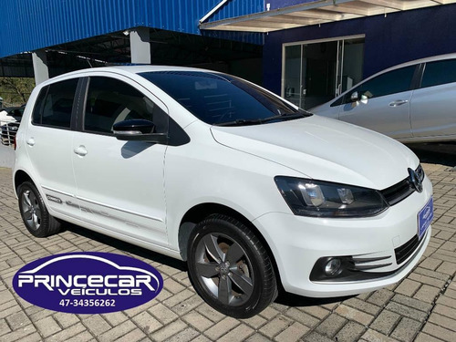 Imagem 1 de 11 de Volkswagen Fox 1.6 Connect