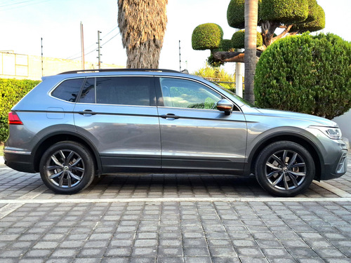 Volkswagen Tiguan 5p Comfortline L4/1.4/T Aut