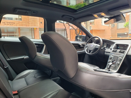 Volvo Xc60 T5 Awd Kinetic At