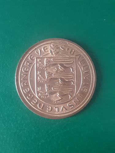 Guernsey 1977 2 Pennce Sin Circular 