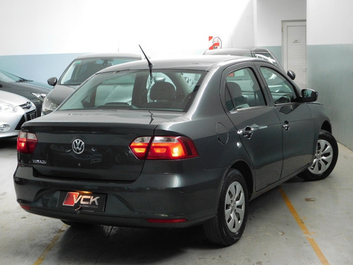 Volkswagen Voyage 1.6 Comfortline 101cv 2015
