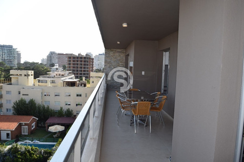 Apartamento En Venta - Brava- Ref: 3982