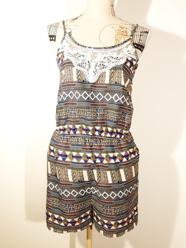 Imagen 6 de 10 de Enterito De Pantalón Corto Con Bolsillos De Tiritas, Talla S