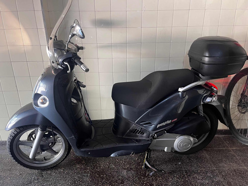 Kymco People 250