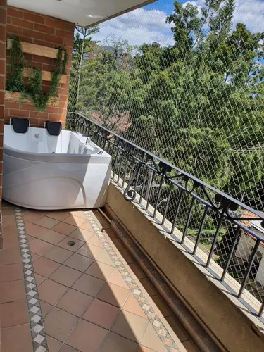 Casa En Venta En Los Balsos. Cod V11967