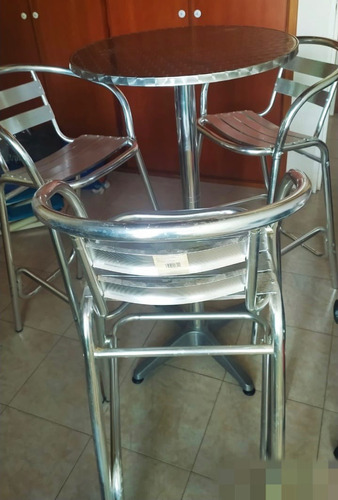 Juego De Mesa Y Sillas , Ideal Para Cafetería